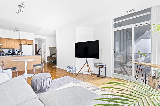 Photo du bâtiment - 219 Fort York Blvd