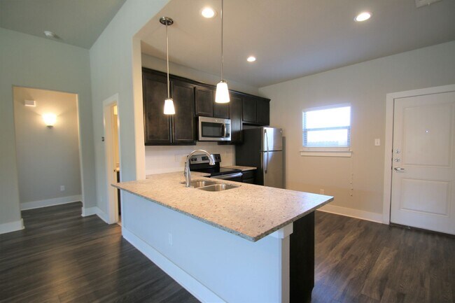 Foto del edificio - 225 Stewart Bend Ct