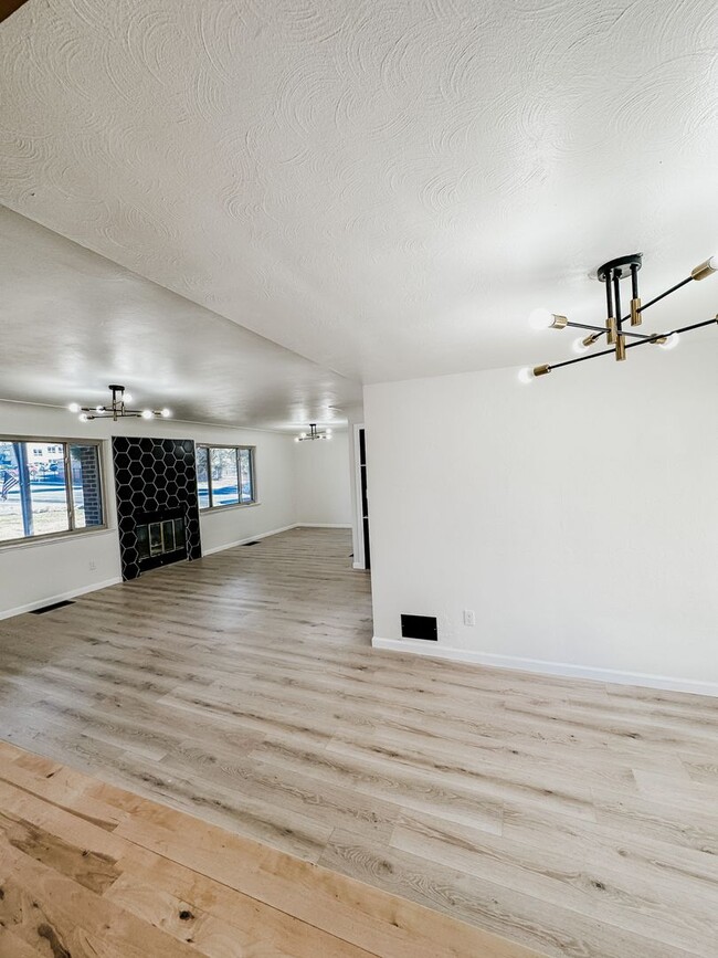 Foto del edificio - 5210 W 28th Ave