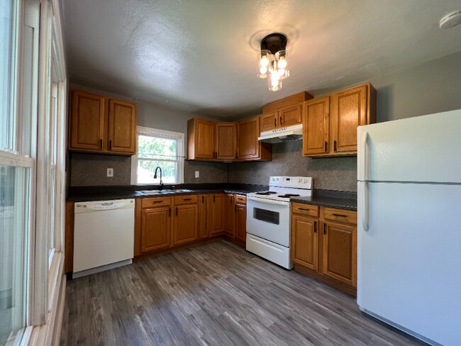 Foto del edificio - 103 Brookside Dr