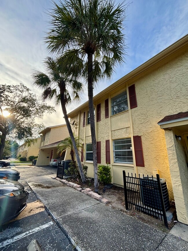 Building Photo - 7539 Abonado Rd