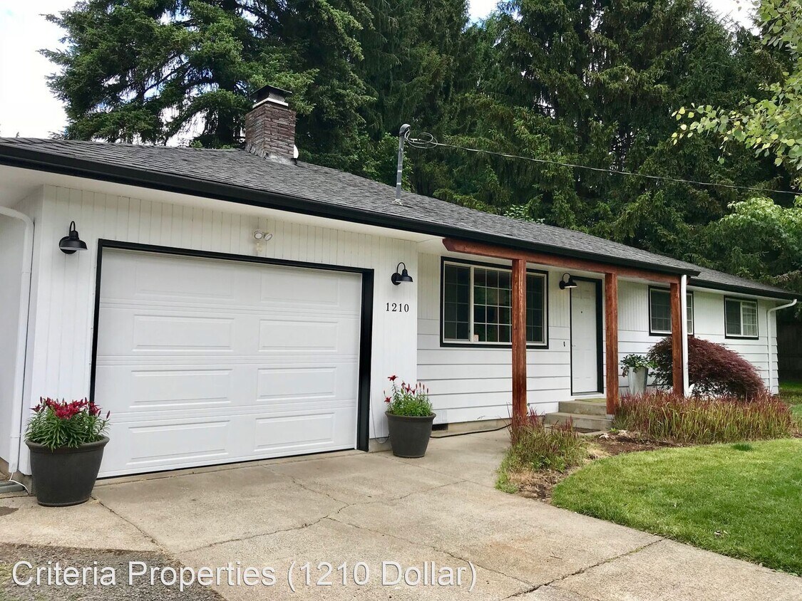 Foto principal - 3 br, 1 bath House - 1210 Dollar Street