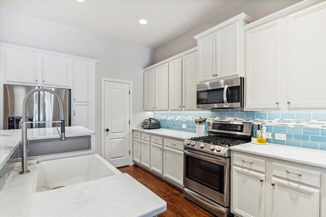 Foto del edificio - 3310 Spring Landing Ln