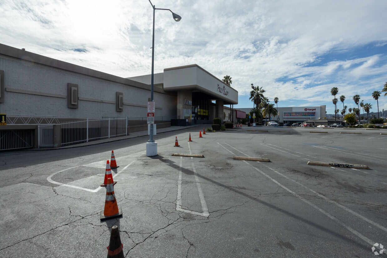 ENE 2022 - 5420 Sunset