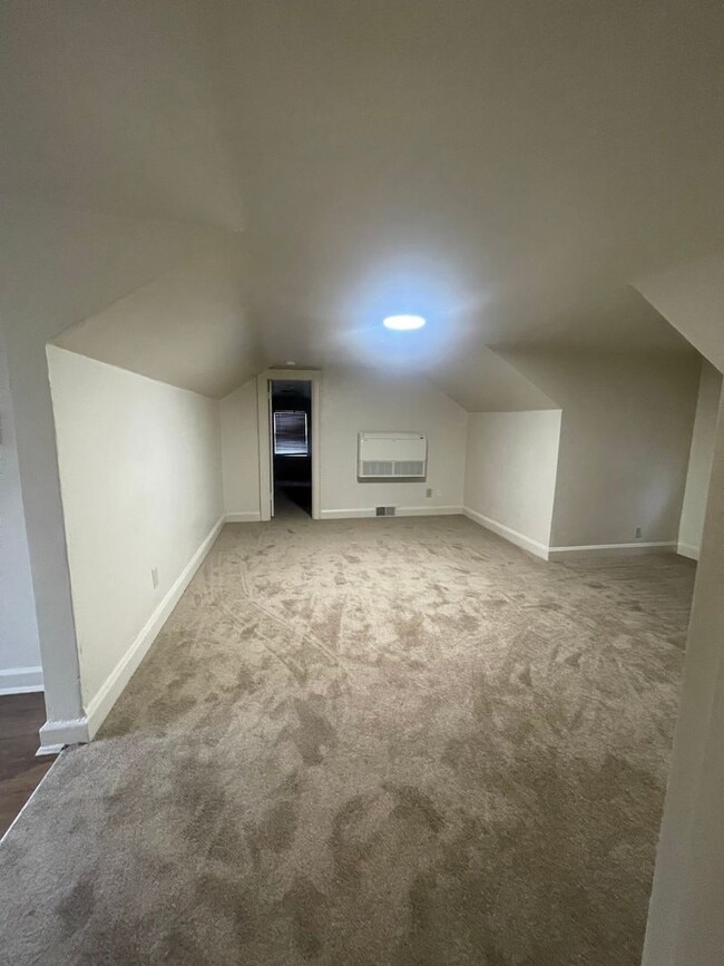 Photo - Tyler,W.124 Apartment