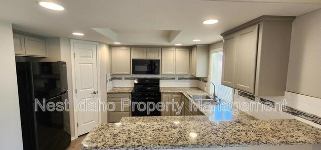 Building Photo - 3009 Sugar Cane Dr