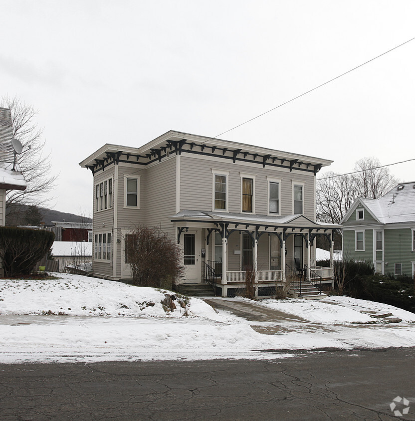 Foto del edificio - 80 Ford Ave