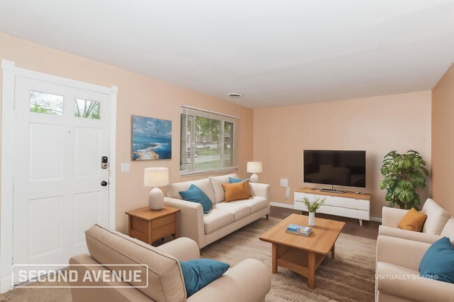 Foto del edificio - 3839 Standish Ave
