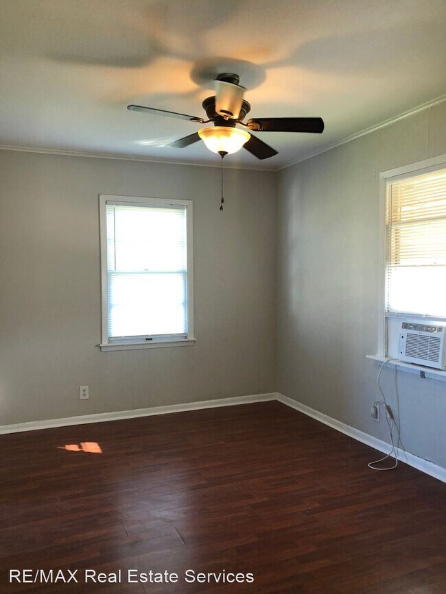 Building Photo - 1 br, 1 bath House - 1117 1/2 Delhi
