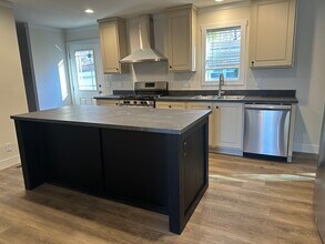 Building Photo - 491 Spanish Oak Ln