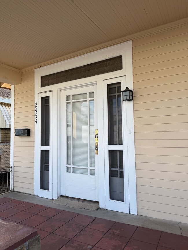 Foto del edificio - 2454 N Derbigny St