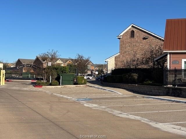 Building Photo - 301 Southwest Pkwy