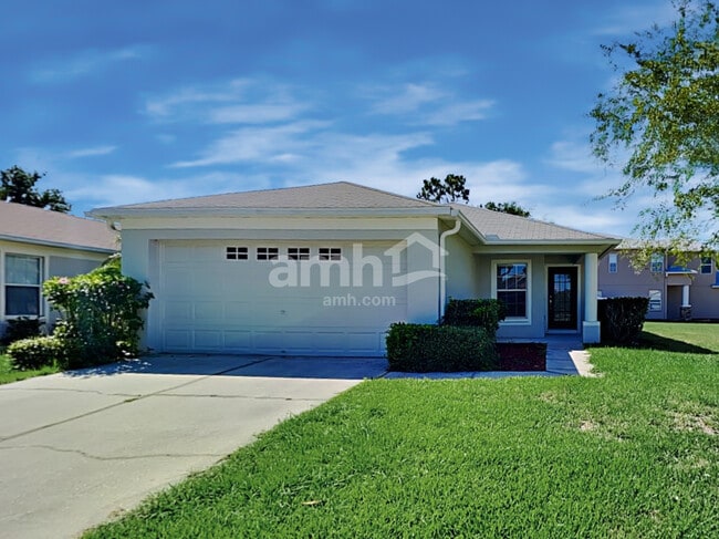 Building Photo - 10047 Perthshire Cir