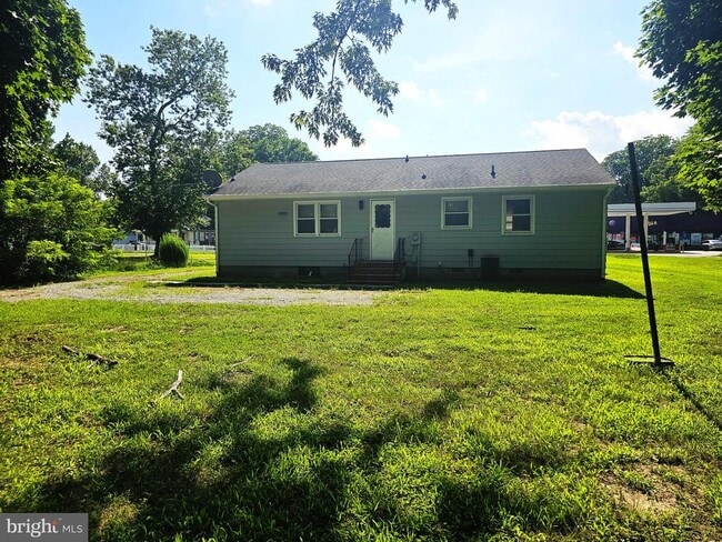 Building Photo - 12011 Somerset Ave