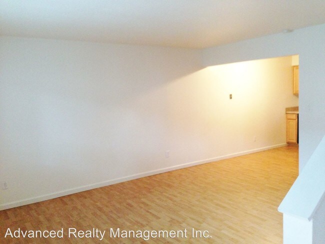 Building Photo - 2 br, 1.5 bath Apartment - 609 Taylor St #20