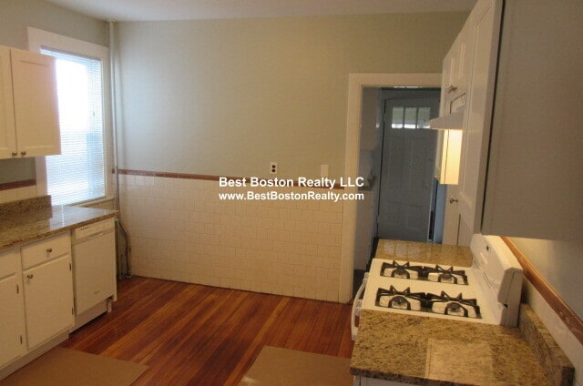 Building Photo - 106 Highland Ave
