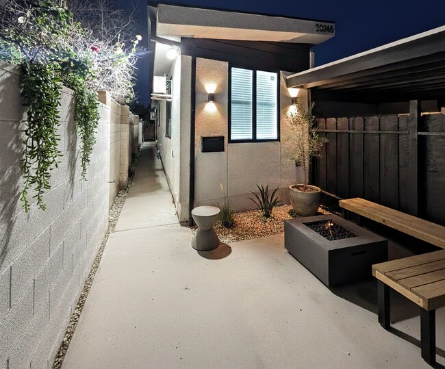 Building Photo - 20341 Itasca St