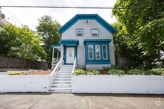 Building Photo - 14 Brunswick St