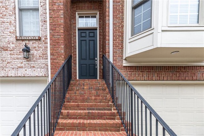 Foto del edificio - 1434 Wembley Ct NE