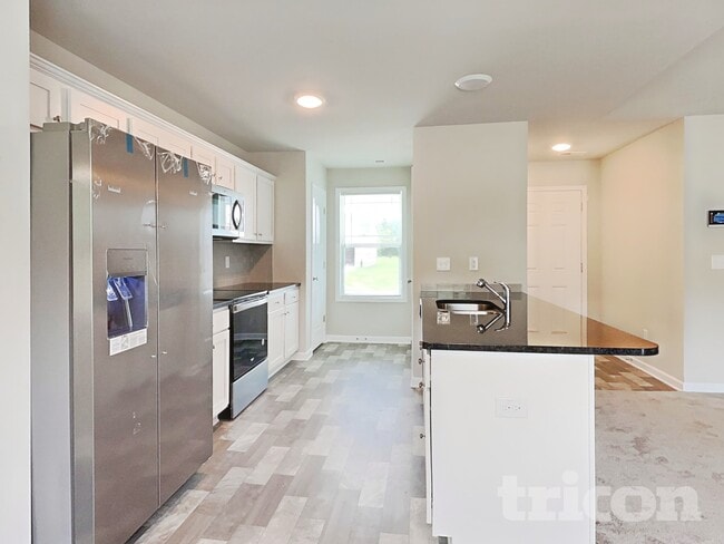 Building Photo - 205 Tractor Pl