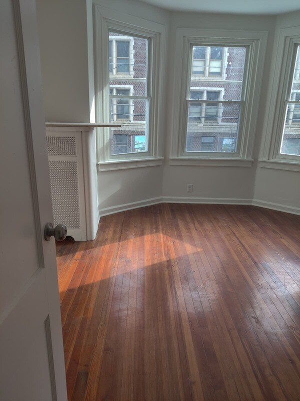 Foto del edificio - 6528 Limekiln Pike