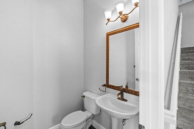 Foto del edificio - 4045 Key Lime Blvd