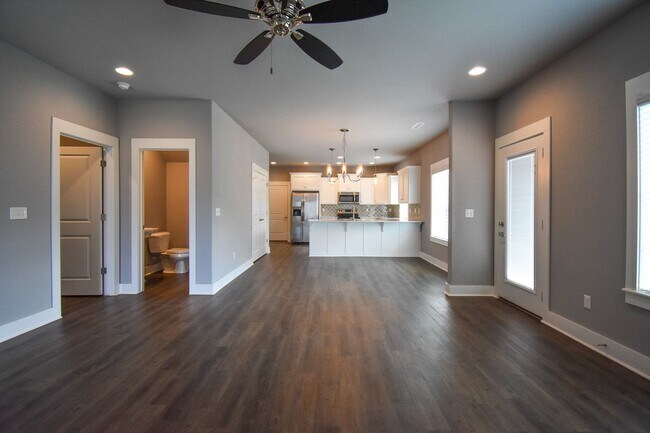 Foto del edificio - Luxurious 4 Bedroom, 3.5 Bathroom Home in ...