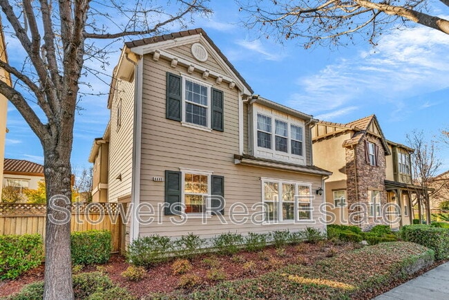 Building Photo - 4685 Malayan St