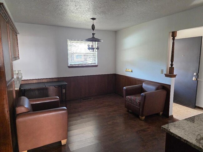 Foto del edificio - 5800 Kingston Rd