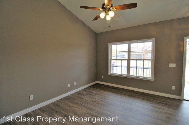 Foto del edificio - 3 br, 2 bath House - 142 Deerfield