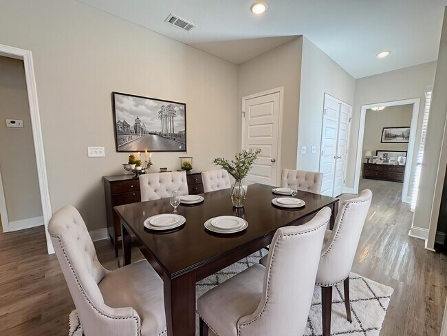 Foto del edificio - 35 Grove Cir