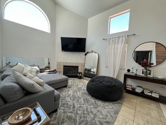 Building Photo - 8253 Gunther Cir