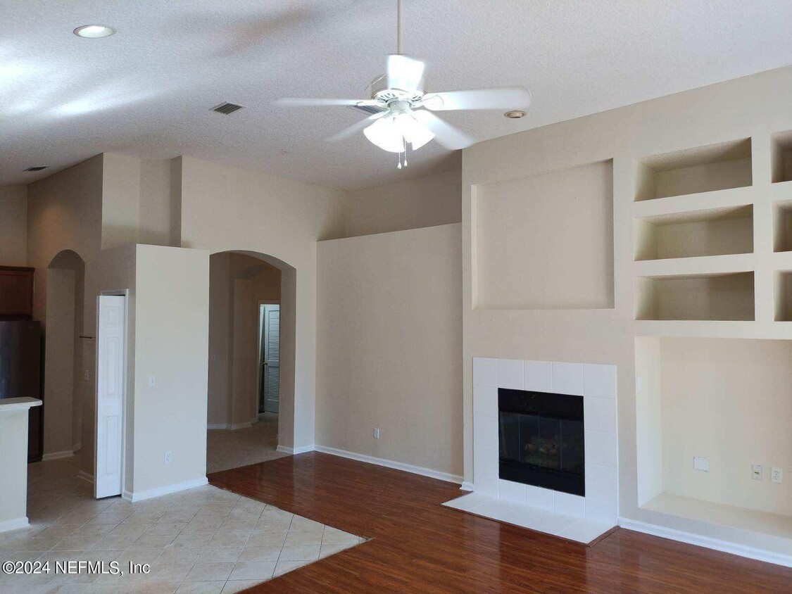 Building Photo - 5776 Alamosa Cir