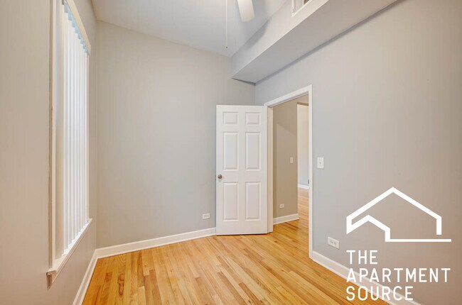 Foto del edificio - 3528 W Palmer St