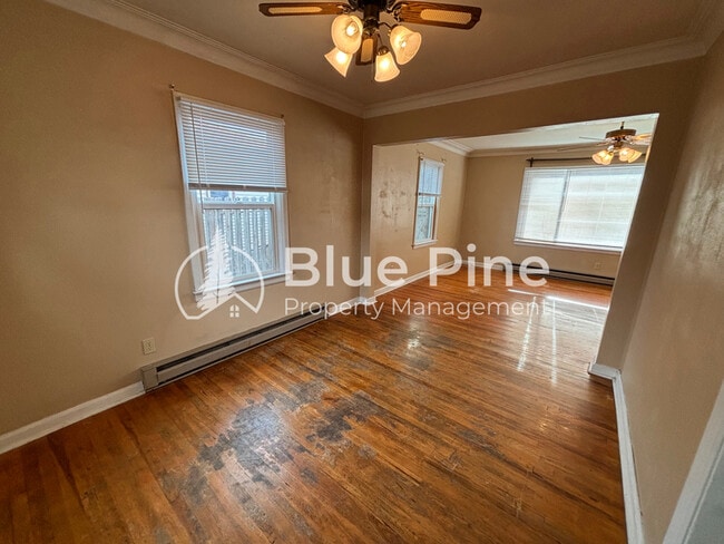 Foto del edificio - 225 E 24th St