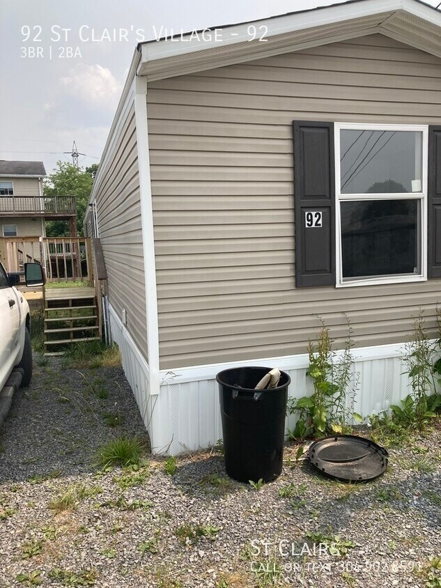 Primary Photo - 3 Bed 2 Bath Mobile Home for Sale
