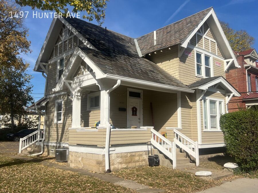 Primary Photo - 1497 Hunter Ave