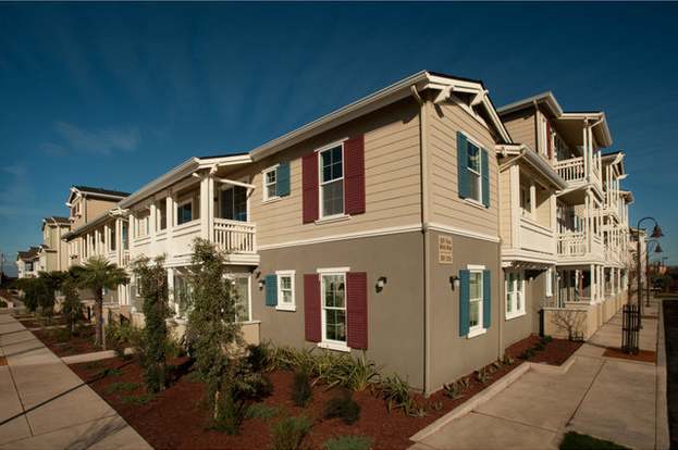 Foto del edificio - 643 Turnbuckle Dr
