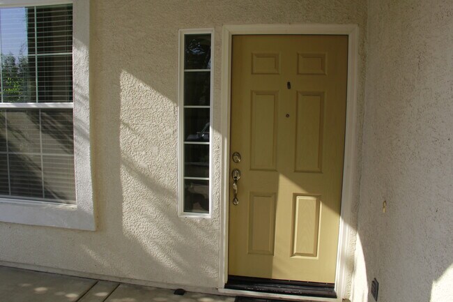 Foto del edificio - 2260 Vail Ct