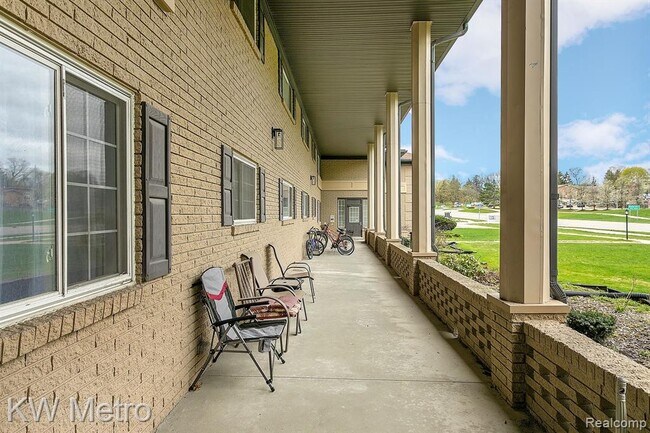 Foto del edificio - 2309 Walton Blvd.