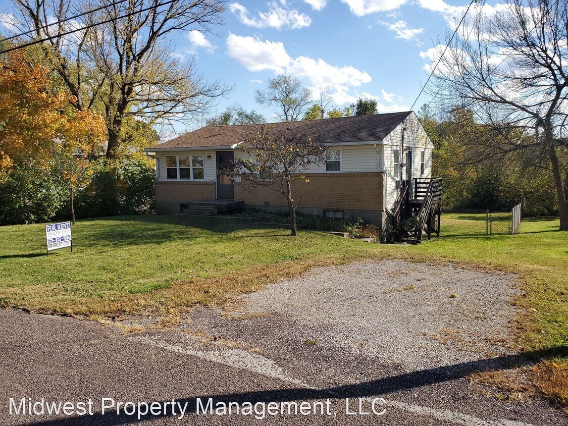 2 br, 1.5 bath House 3504 Westwind Dr House Rental in Columbia, MO