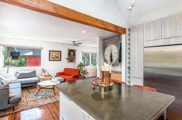 Foto del edificio - 4 bedroom in Seattle WA 98106