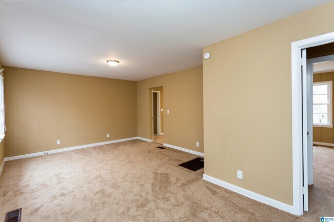 Foto del edificio - 1812 5th St NW