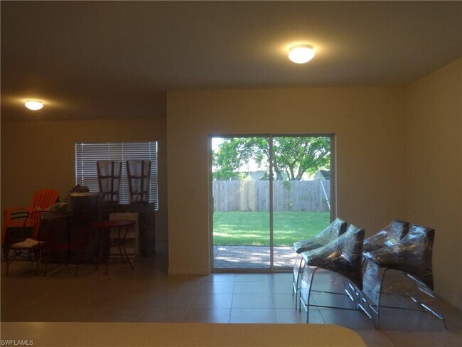 Foto del edificio - 317 SE 47th Terrace