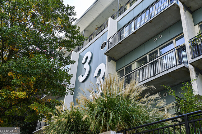 Building Photo - 33 Ponce De Leon Ave NE