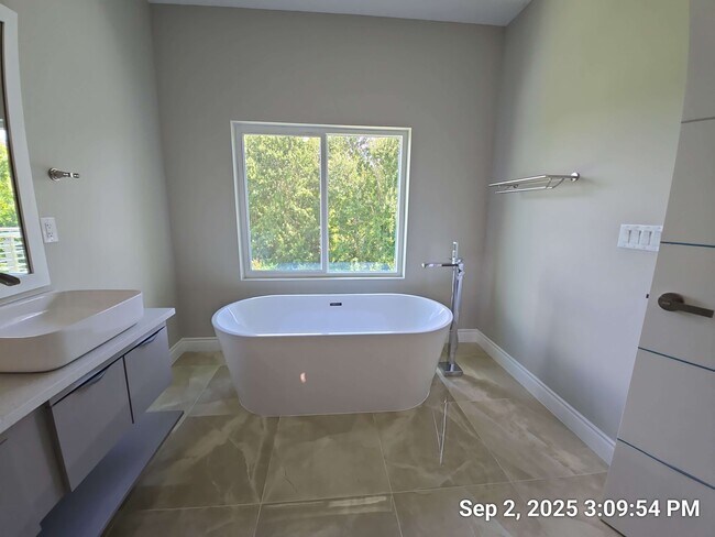 Building Photo - 1807 Brentwood Ct