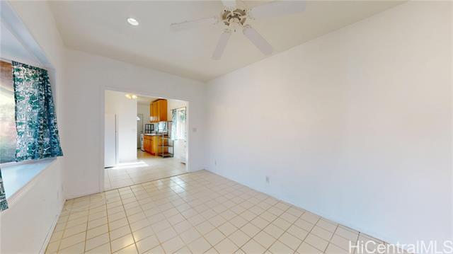 Building Photo - 662 Kalanipuu St