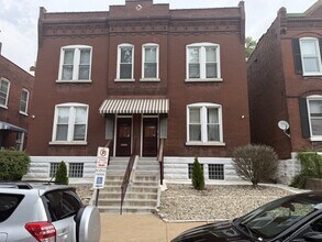 Building Photo - 1945 Withnell Ave
