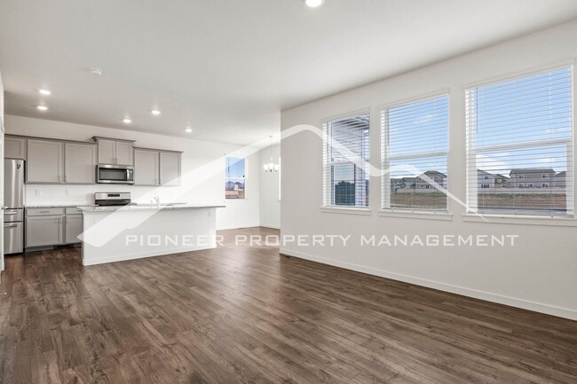 Building Photo - Modern 4-Bed, 2.5-Bath Home with 2 car gar...