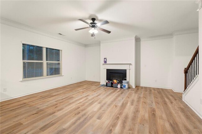 Foto del edificio - 613 Stonehurst Ln